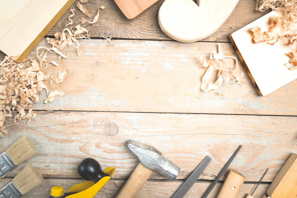 Jak zrobić regał z desek?