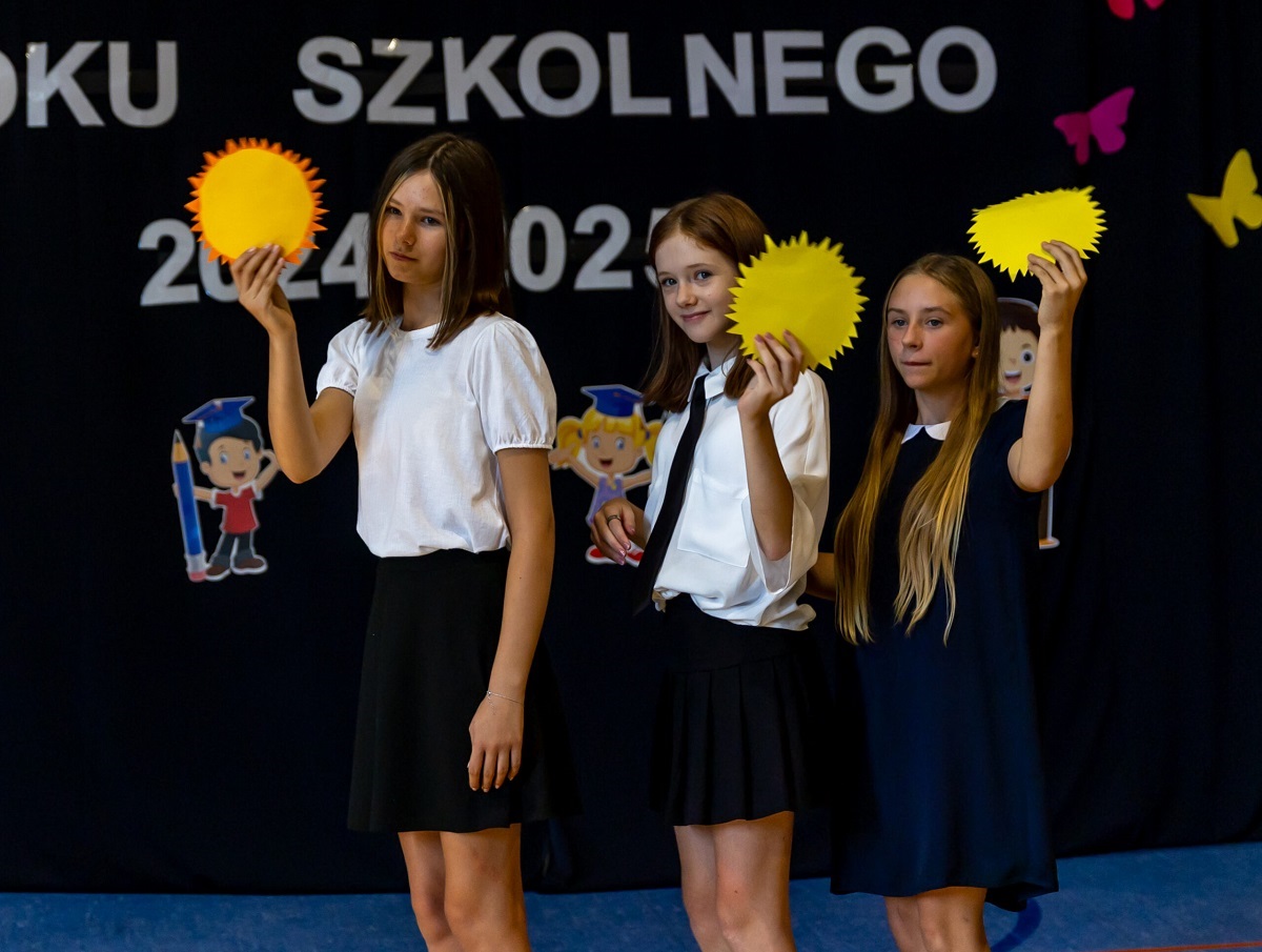 Podwójny debiut w Zabrzu. Prezydentka i pierwszacy rozpoczęli nowy rok szkolny