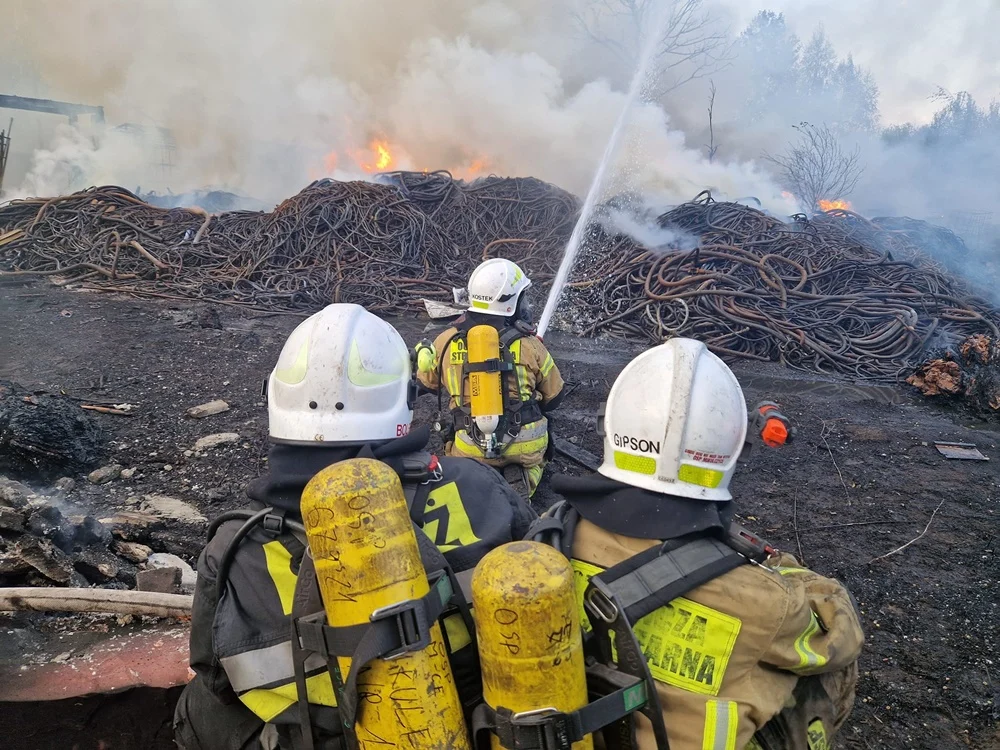 Zakończyła się akcja dogaszania pożaru przy ul. Sierakowskiego