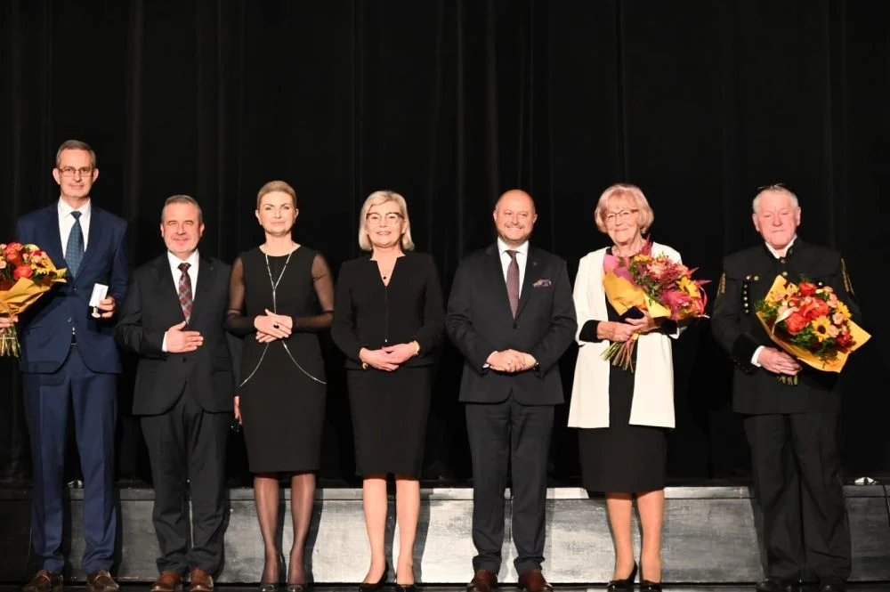 Prezydent odznaczył zasłużonych Kamratami Rudzkimi!