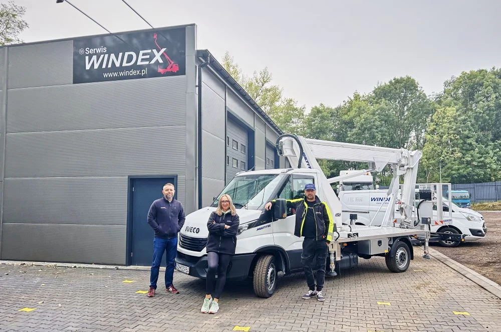 Po co wynajmujemy zwyżki? Rozmowa z Kamilą Woźnicą z firmy Windex