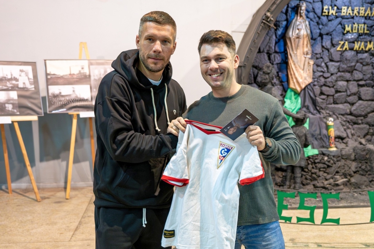 Lukas Podolski odwiedził Ruch Bielszowice 6
