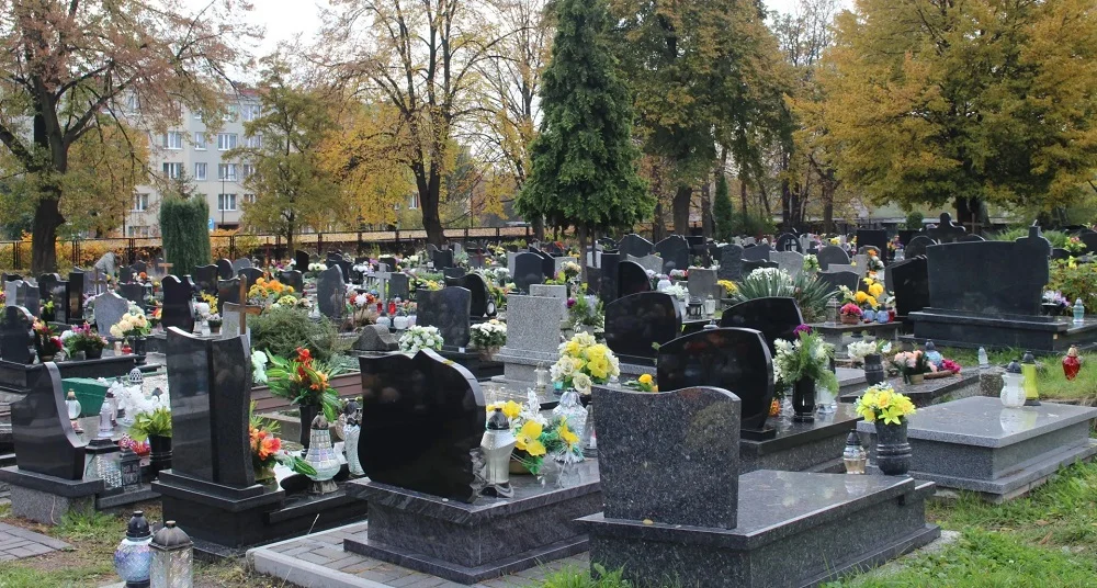 Zmiany w organizacji ruchu w Rudzie Śląskiej na Wszystkich Świętych