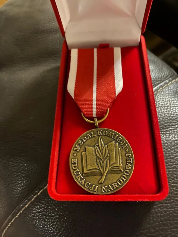 Ewa Zieleźnik, nauczycielka z SP nr 22 nagrodzona Medalem KEN!