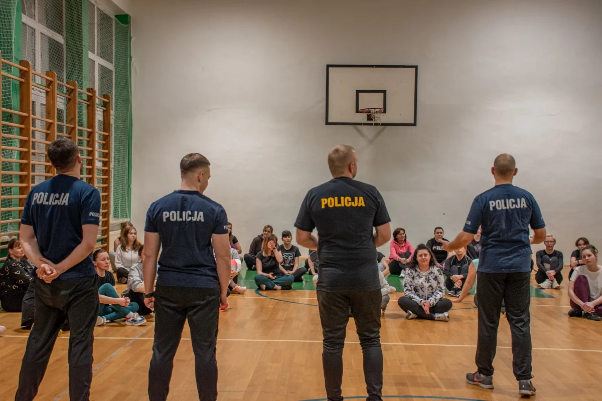 Krok w stronę bezpieczeństwa – startują warsztaty samoobrony