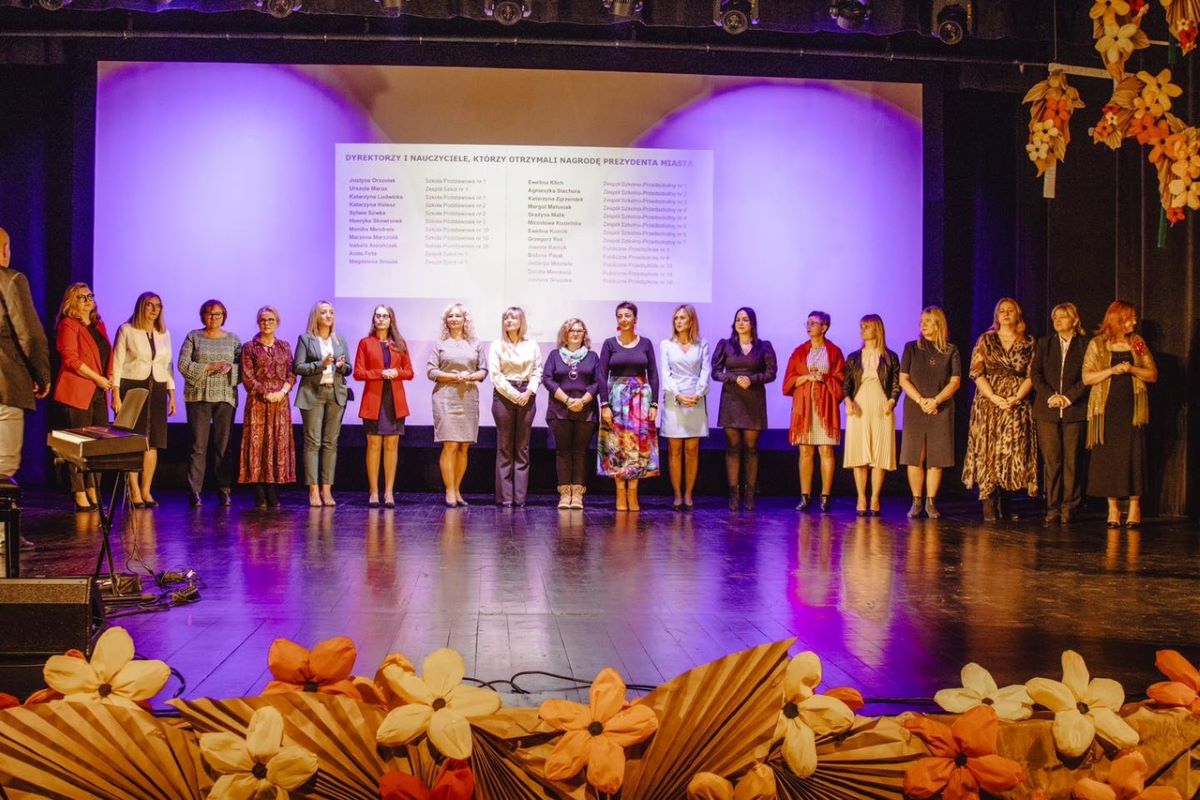 Uroczysta gala w Wodzisławskim Centrum Kultury: Święto Edukacji Narodowej 4