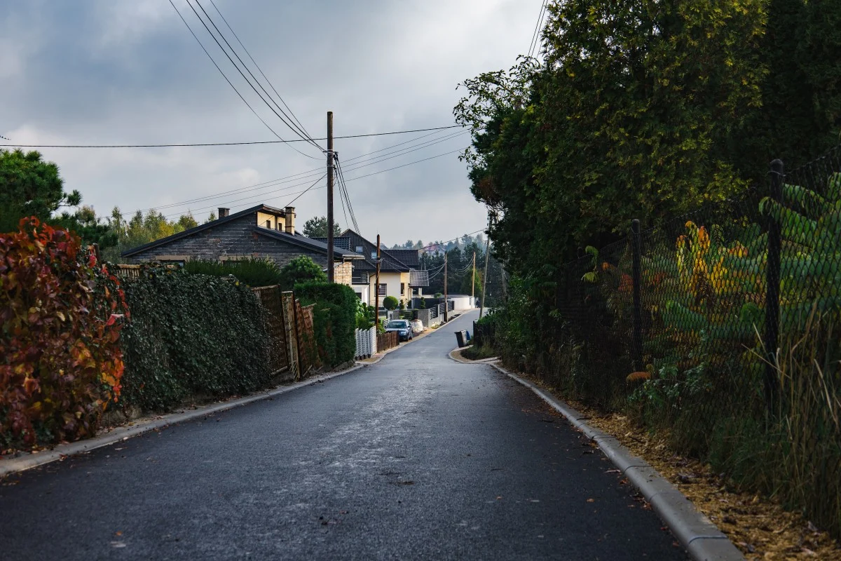 Wielkie inwestycje drogowe w Wodzisławiu Śląskim: trwają prace na głównych ulicach