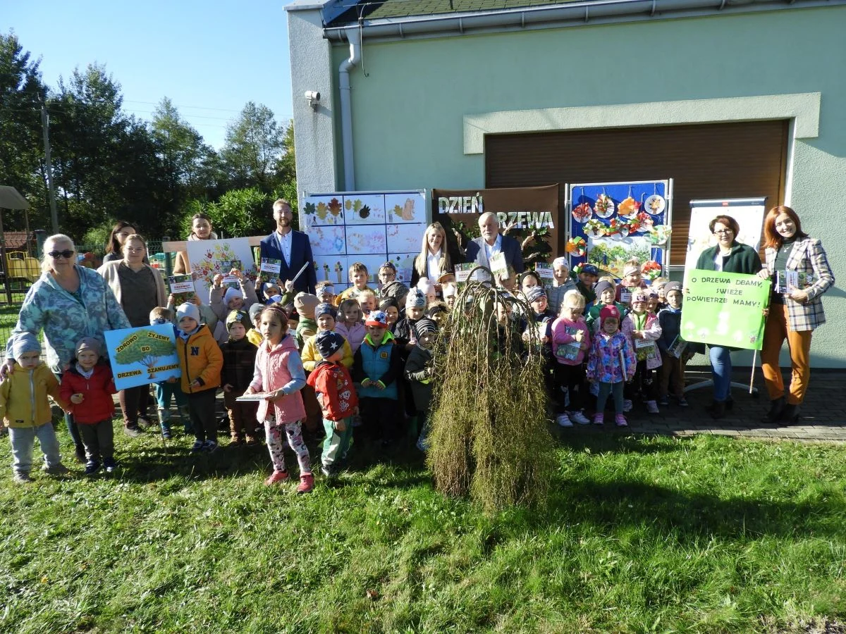 Za nami Dzień Drzewa w Łaziskach Górnych!