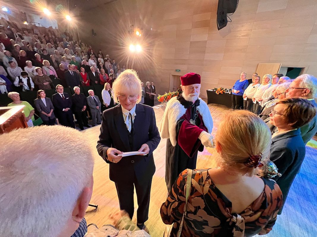 Pasja, wiedza i relacje – Siemianowicki Uniwersytet Trzeciego Wieku otwiera swoje drzwi 7