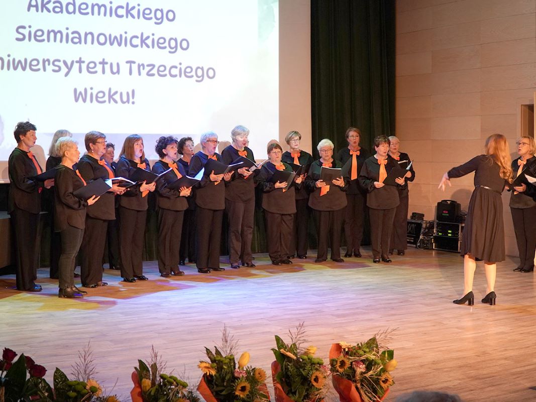 Pasja, wiedza i relacje – Siemianowicki Uniwersytet Trzeciego Wieku otwiera swoje drzwi 14