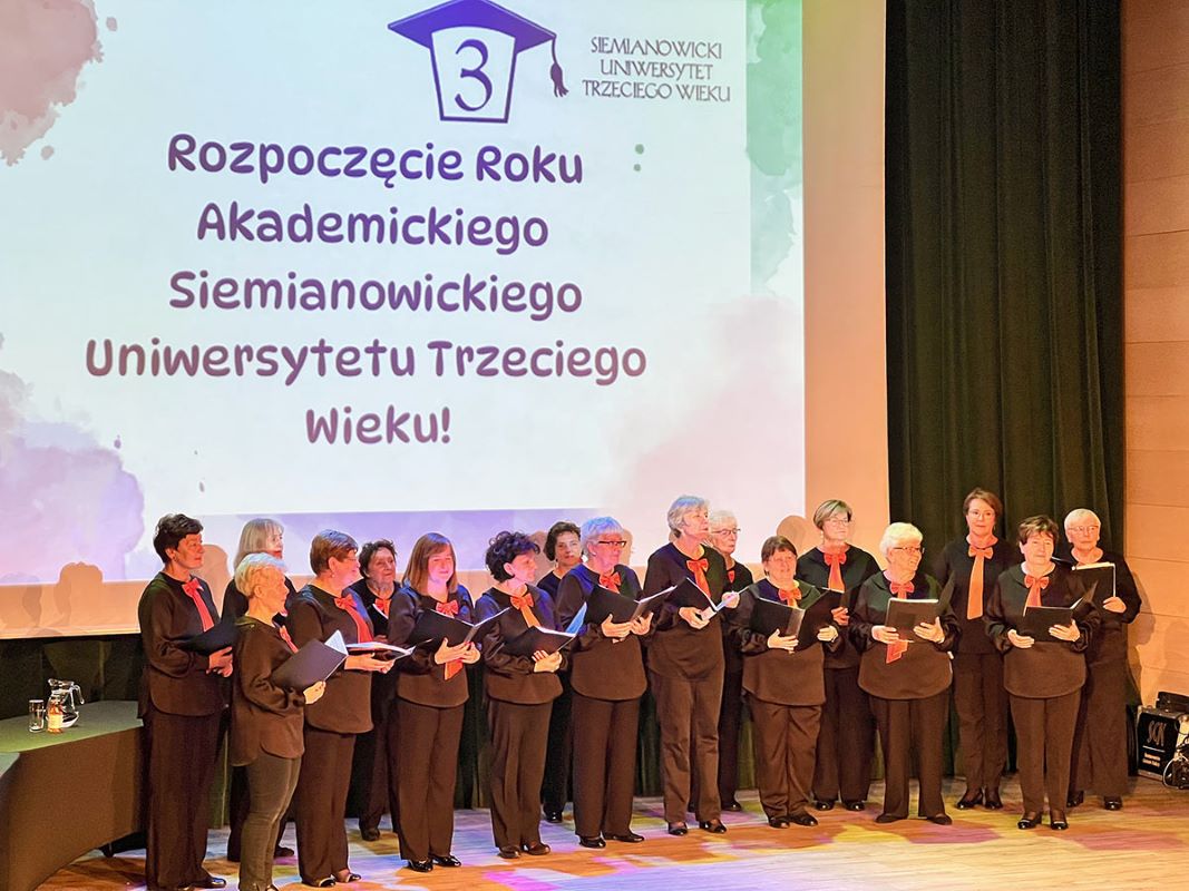 Pasja, wiedza i relacje – Siemianowicki Uniwersytet Trzeciego Wieku otwiera swoje drzwi