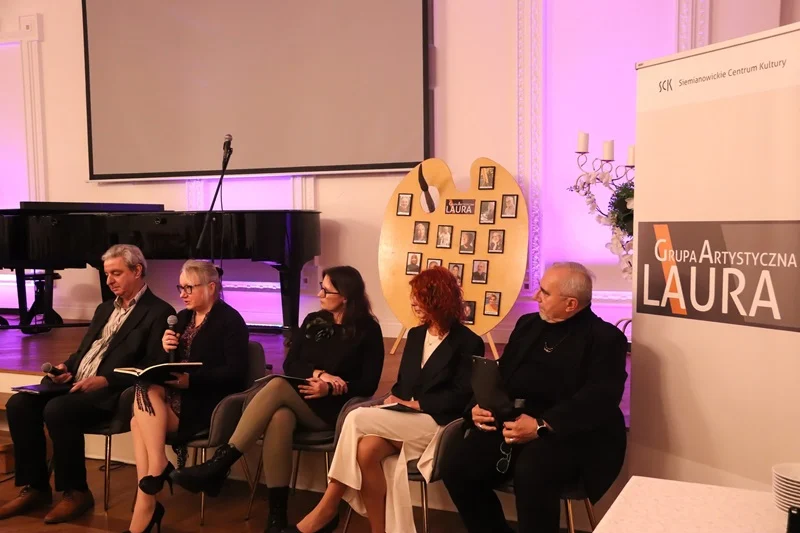 10 lat sztuki i pasji: jubileusz grupy artystycznej „Laura”