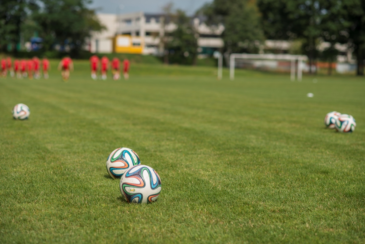 Tychy inwestują w sport: powstanie nowoczesne boisko piłkarskie!