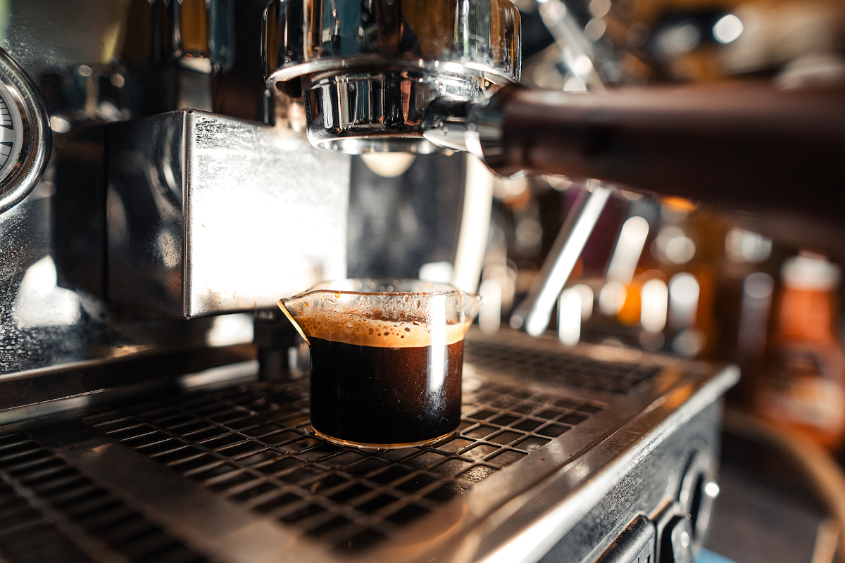 Jakie ekspresy do kawy psują się najczęściej? Na co zwrócić uwagę podczas zakupów?