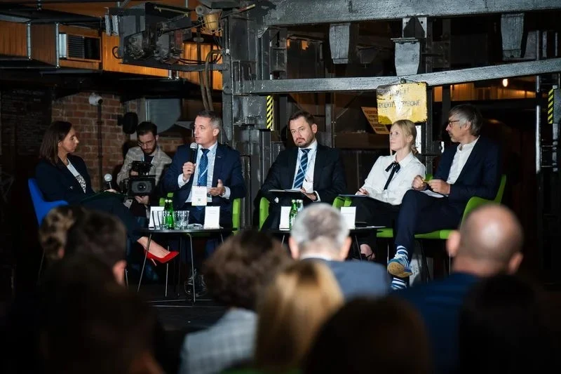 Polska na drodze do czystego powietrza: konferencja w Rybniku – sukcesy i wyzwania