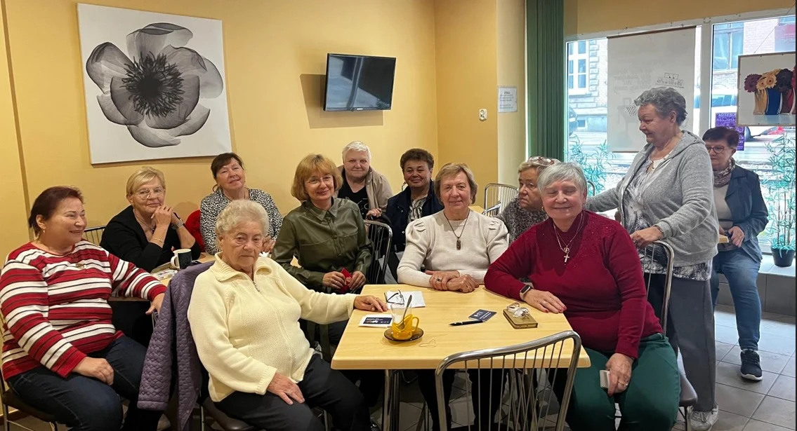 Bytomscy seniorzy uczą się praw konsumenta – jak nie dać się oszukać?