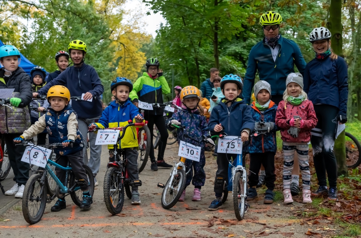 Czas na rowerowe zmagania: Bytom przyciągnął miłośników jednośladów