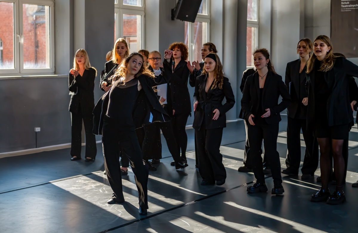 Inauguracja roku na WTT: nowe twarze, nowe sale i taneczne występy studentów