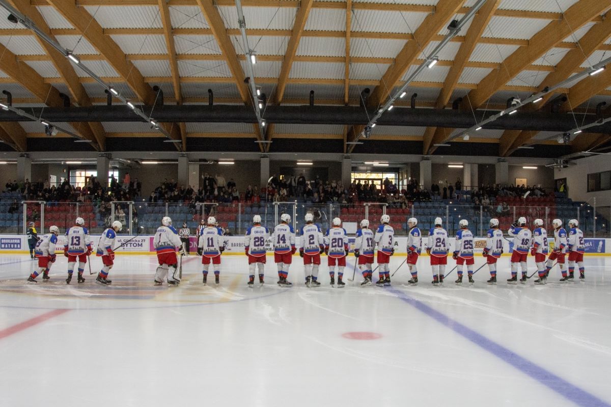 Polonia Bytom rozgromiła Fabrykantów Łódź – pewne zwycięstwo na lodzie!