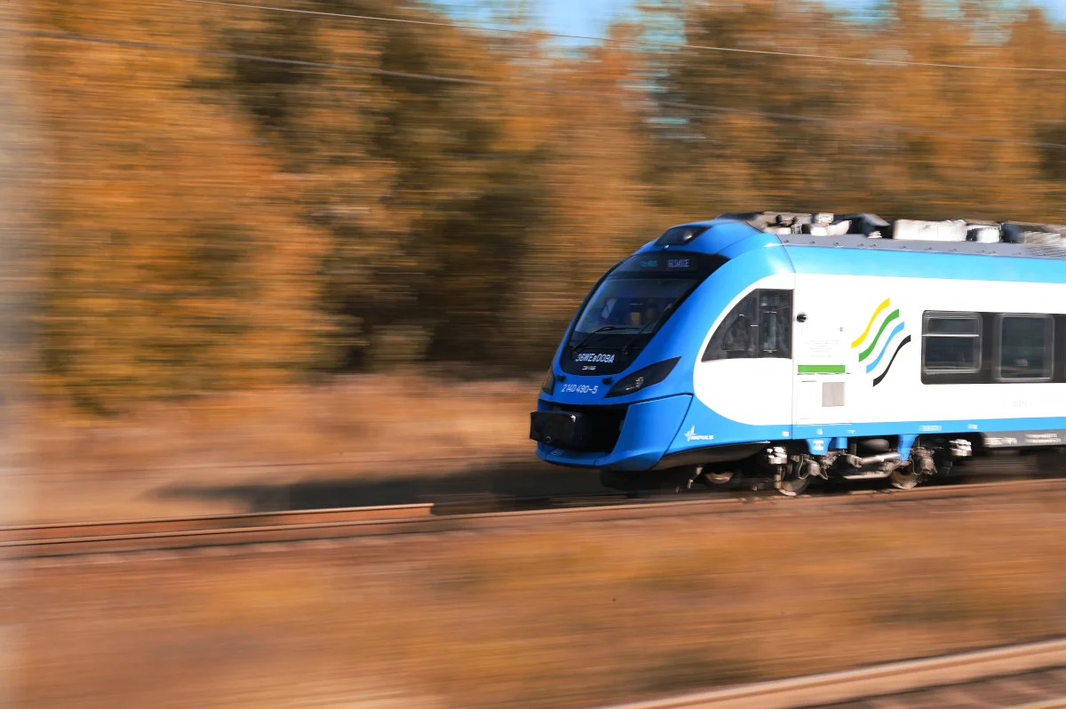 Hala peronowa w Bytomiu już działa – korzystają z niej pasażerowie Kolei Śląskich