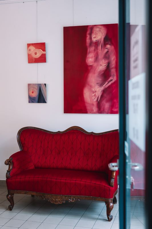 Wielowymiarowa podróż na płótnach: wernisaż Magdaleny Wesołowskiej już w piątek