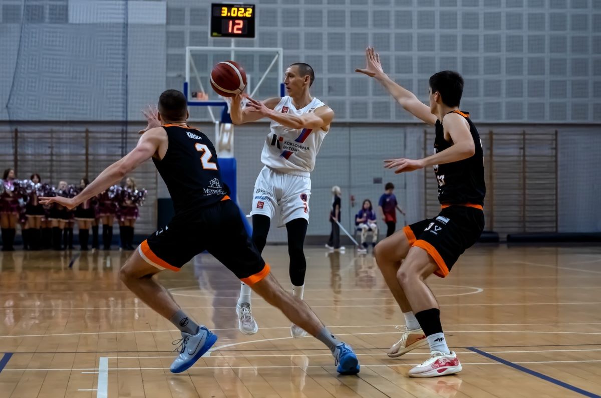 Polonia Bytom nie do zatrzymania! Kolejne stokowe zwycięstwo 8