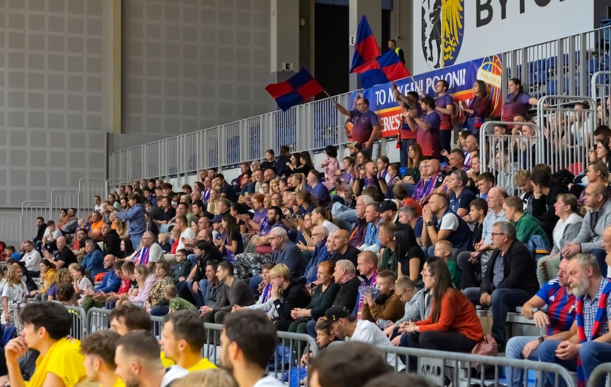 Polonia Bytom nie do zatrzymania! Kolejne stokowe zwycięstwo 10