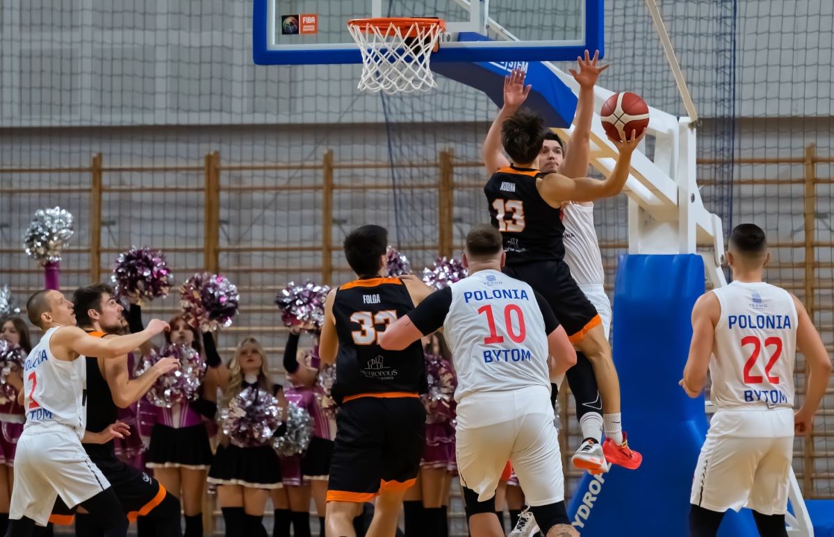 Polonia Bytom nie do zatrzymania! Kolejne stokowe zwycięstwo 16