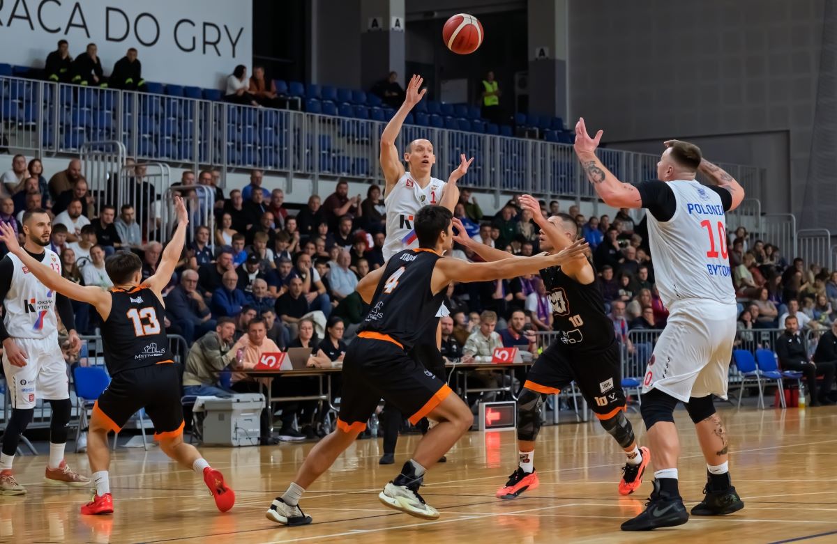 Polonia Bytom nie do zatrzymania! Kolejne stokowe zwycięstwo