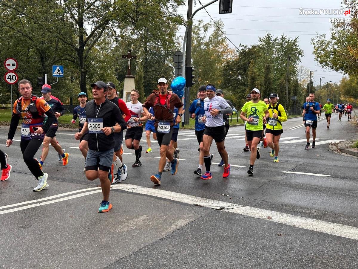 Katowicka drogówka czuwałą nad maratończykami Silesia Marathonu - relacja z wydarzenia