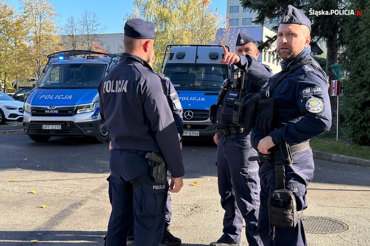 Śląska policja ćwiczyła działania kryzysowe w katowickim szpitalu