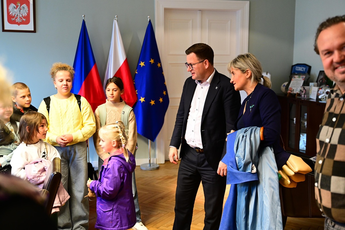 Chorzowscy uczniowie w Urzędzie Miasta 11
