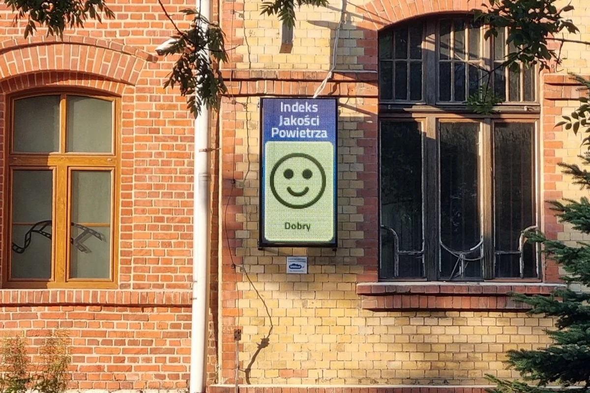 Nowe tablice LED w Chorzowie – kontroluj stan powietrza w swoim otoczeniu