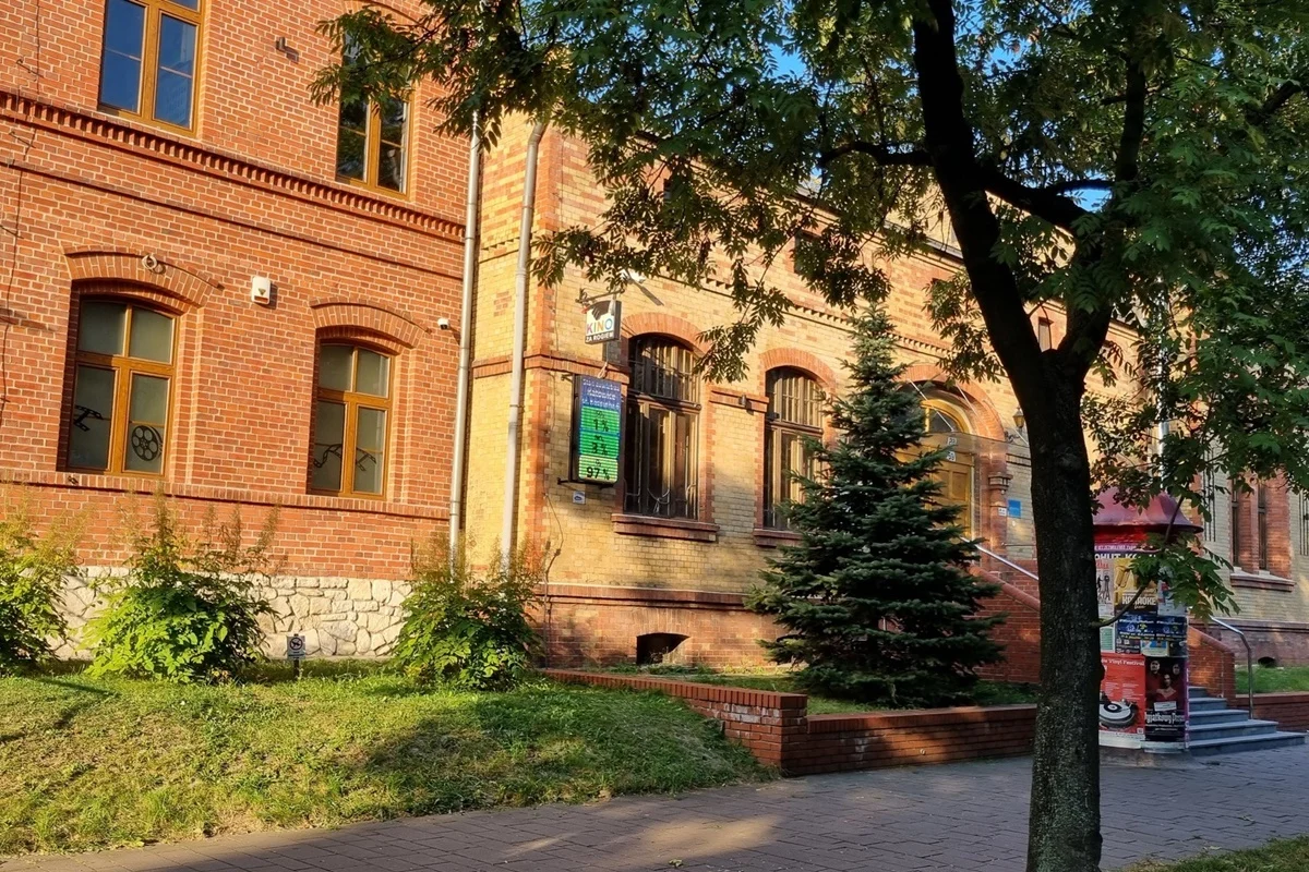 Nowe tablice LED w Chorzowie – kontroluj stan powietrza w swoim otoczeniu