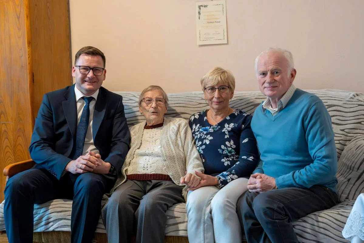 102 lata pełne wspomnień – wyjątkowy jubileusz Pani Elżbiety z Chorzowa