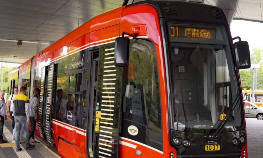 Kolejne zdarzenie drogowe z udziałem tramwaju!