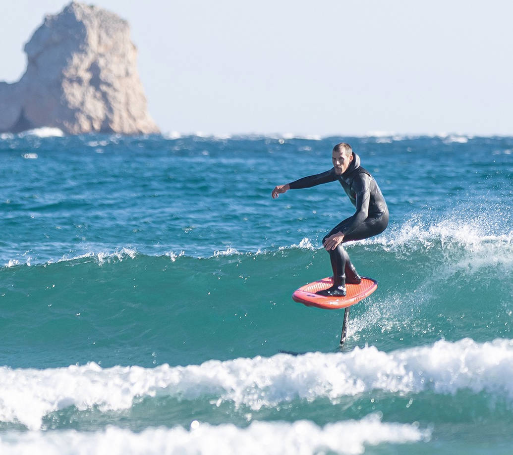 Gdzie można nauczyć się pływać na e-Foil?