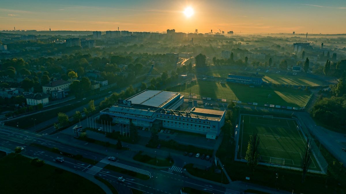 Przyszły weekend pełen sportowych wrażeń w Chorzowie – piłka ręczna i futsal w akcji
