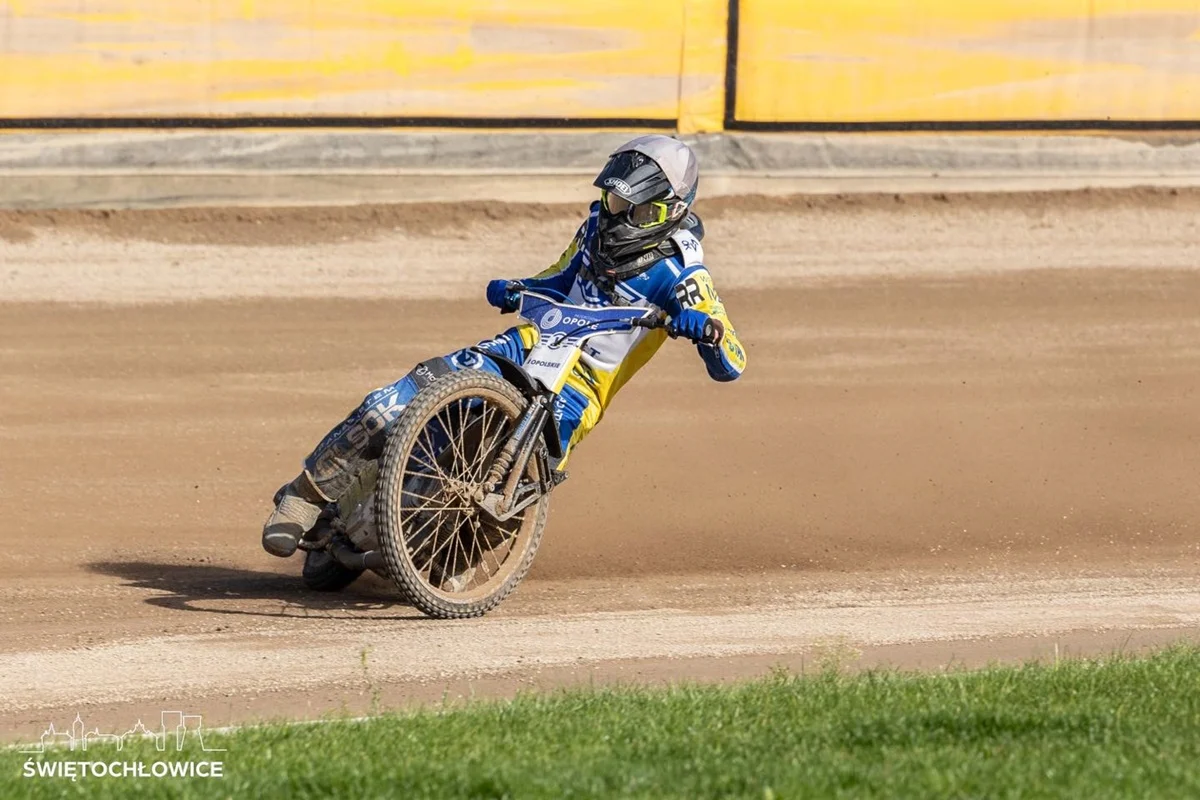 Zacięta walka na torze: Puchar MACEC 2024 w Świętochłowicach za nami