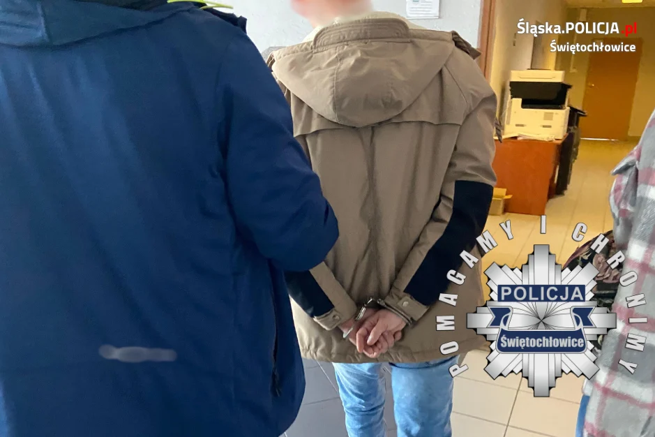 Ponad 100 działek marihuany w mieszkaniu świętochłowiczanina – grozi mu 10 lat więzienia
