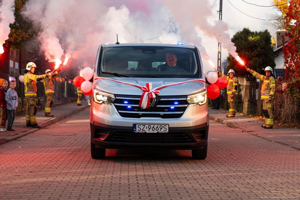 OSP Makoszowy zyskała nowy samochód!