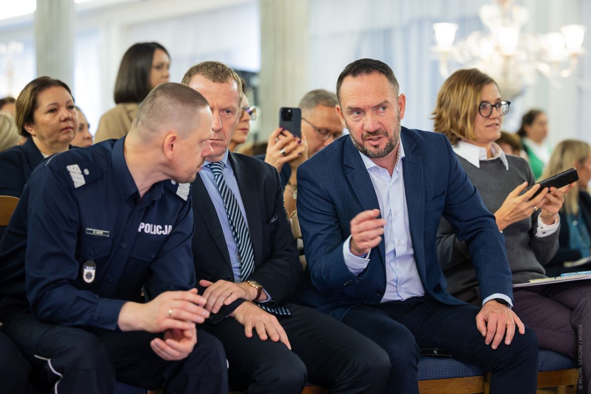 Ruszyła kampania „Dzieciństwo bez Przemocy” – policja włącza się w działania! /fot. policja.pl 4