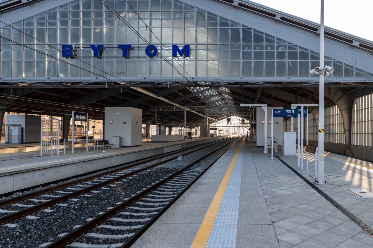 Zmodernizowana hala peronowa w Bytomiu otwarta! Pierwszy pociąg już w trasie 6