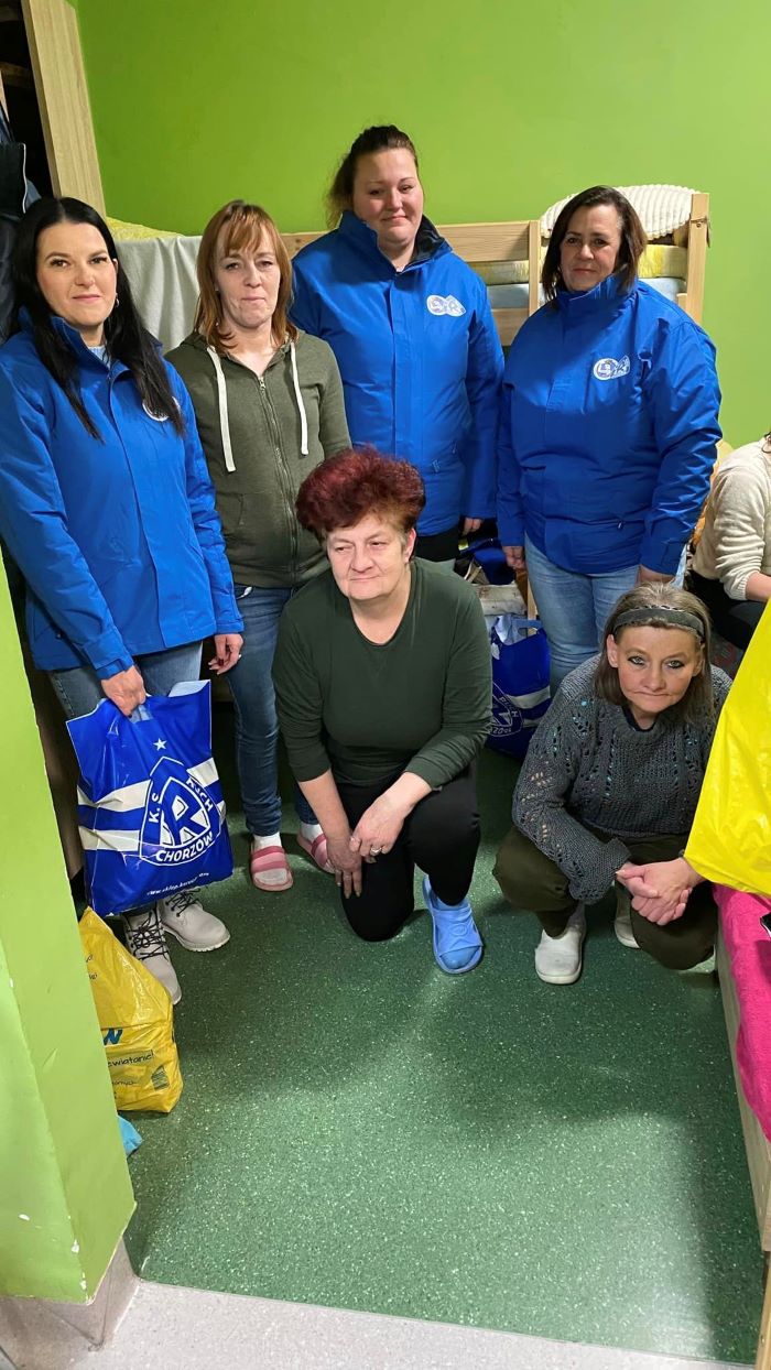 Kibicki Ruchu przekazały dary dla noclegowni dla kobiet