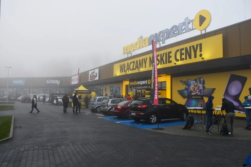 Nowy park handlowy w Rudzie Śląskiej otwarty [ZDJĘCIA]