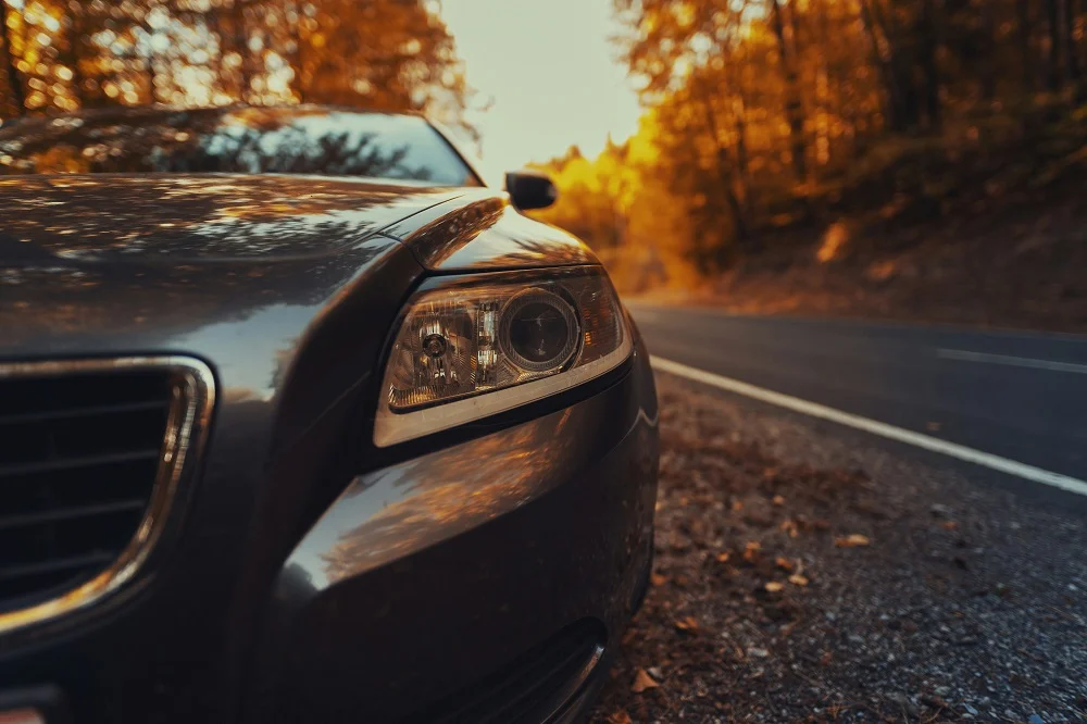 Pamiętaj o bezpieczeństwie – przygotuj samochód na jesienne i zimowe warunki