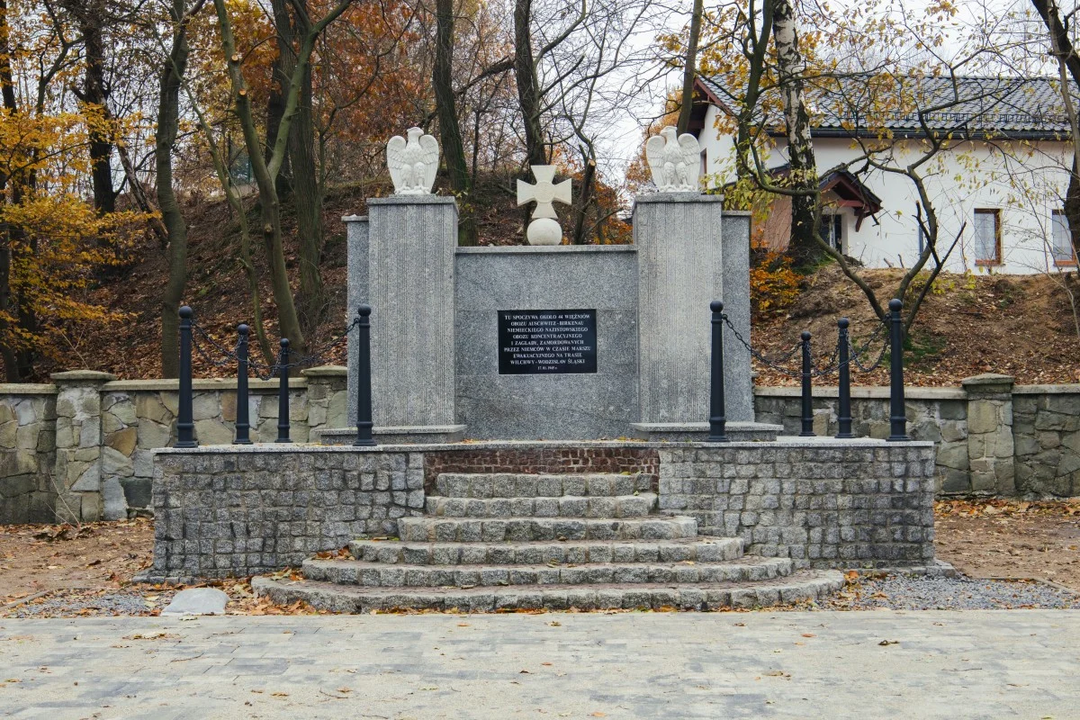 Renowacja mogiły ofiar Marszu Śmierci – Wodzisław Śląski dba o pamięć