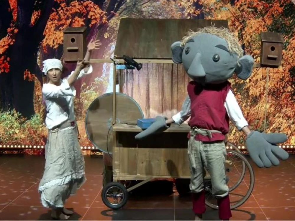 Opowieści i magia dla najmłodszych – spektakl „FINTIKLUSZKI” w SCK Bytków