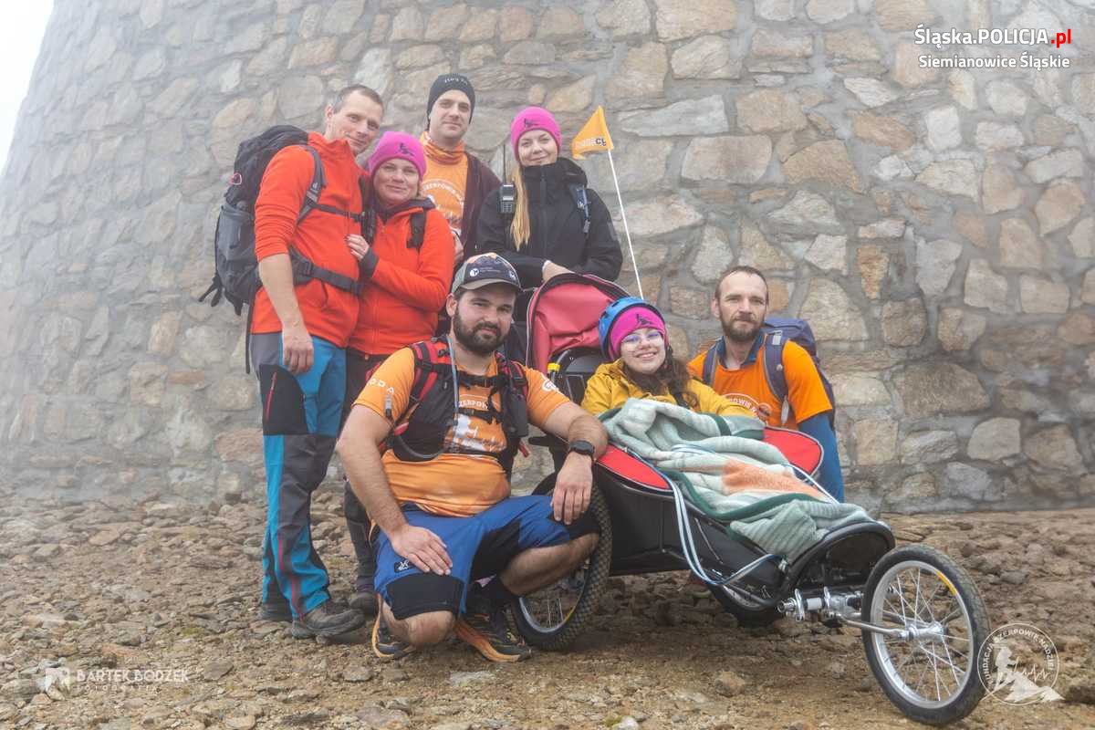 Fundacja "Szerpowie Nadziei": policjant, który spełnia marzenia osób z niepełnosprawnością