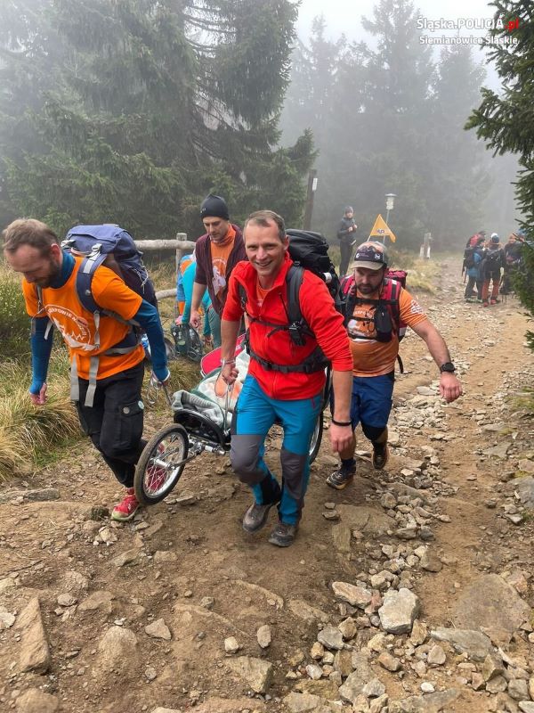 Fundacja "Szerpowie Nadziei": policjant, który spełnia marzenia osób z niepełnosprawnością